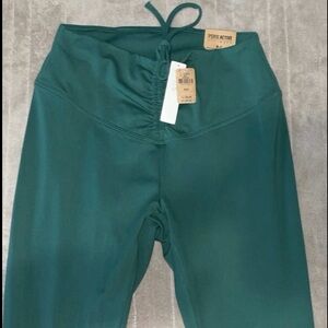 Victoria’s Secret pink active ultimate legging, medium green